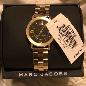 Marc Jacobs Gold Women’s Watch